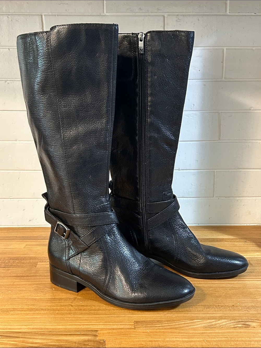 Naturalizer Rena 2 Black Leather Knee-High Women's Riding Boots Size 6M NWOB